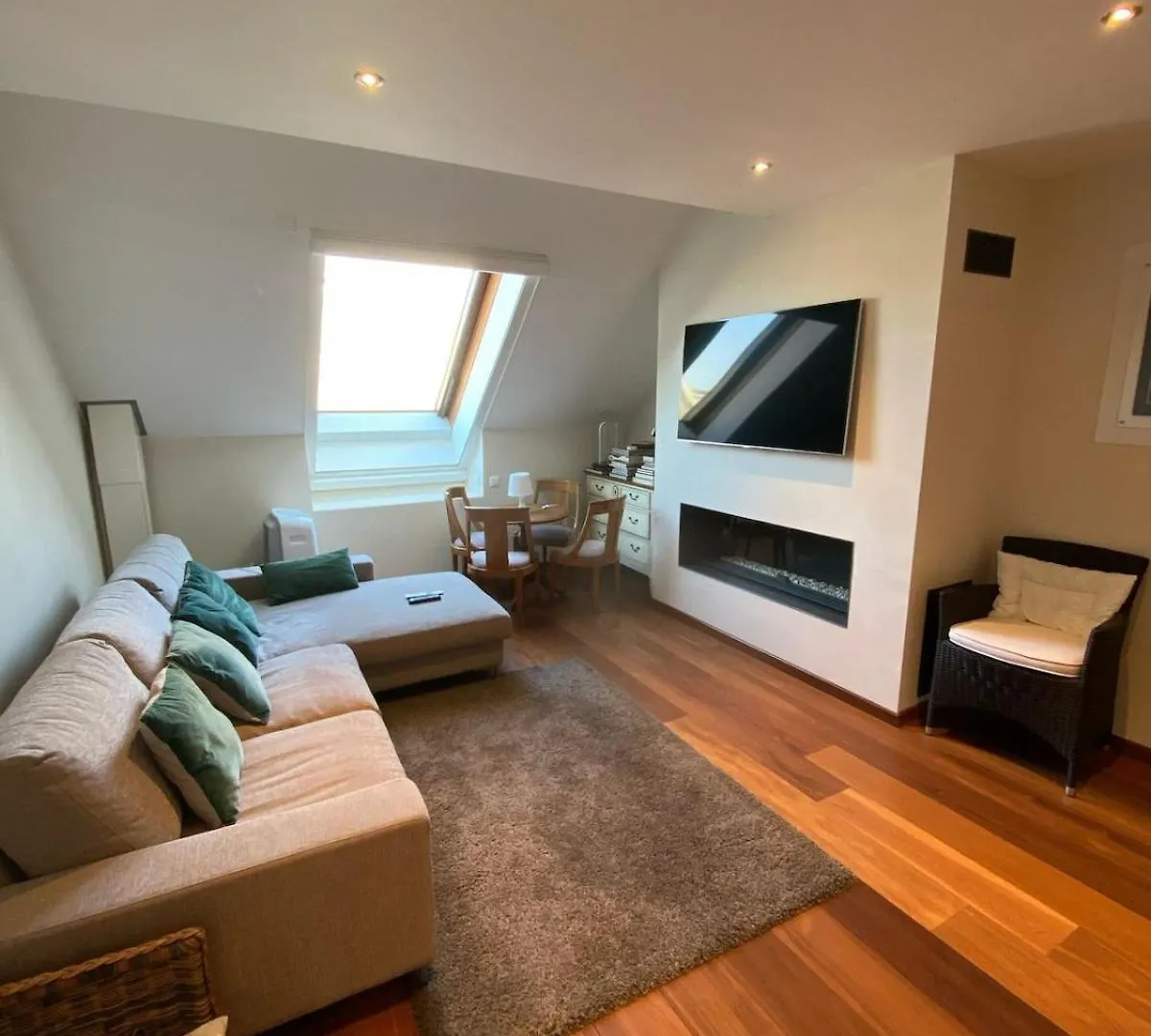 アパート Magnifique Appartement Au Coeur Des Eaux-Vives ジュネーブ スイス